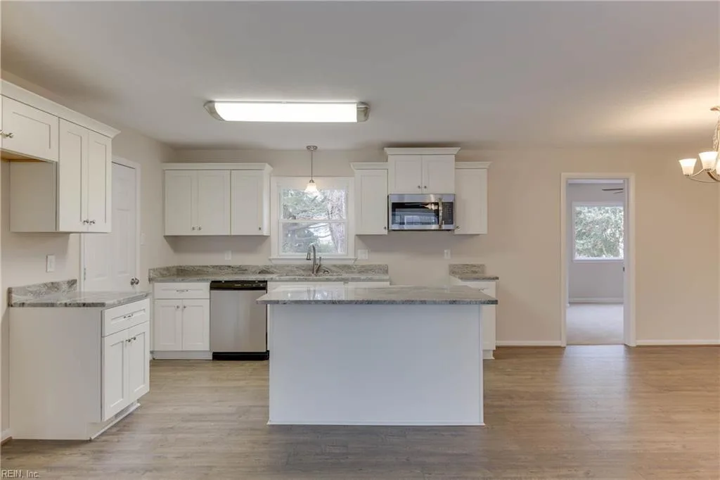 213 Clemwood PW, HAMPTON VA 23669 thumb 10