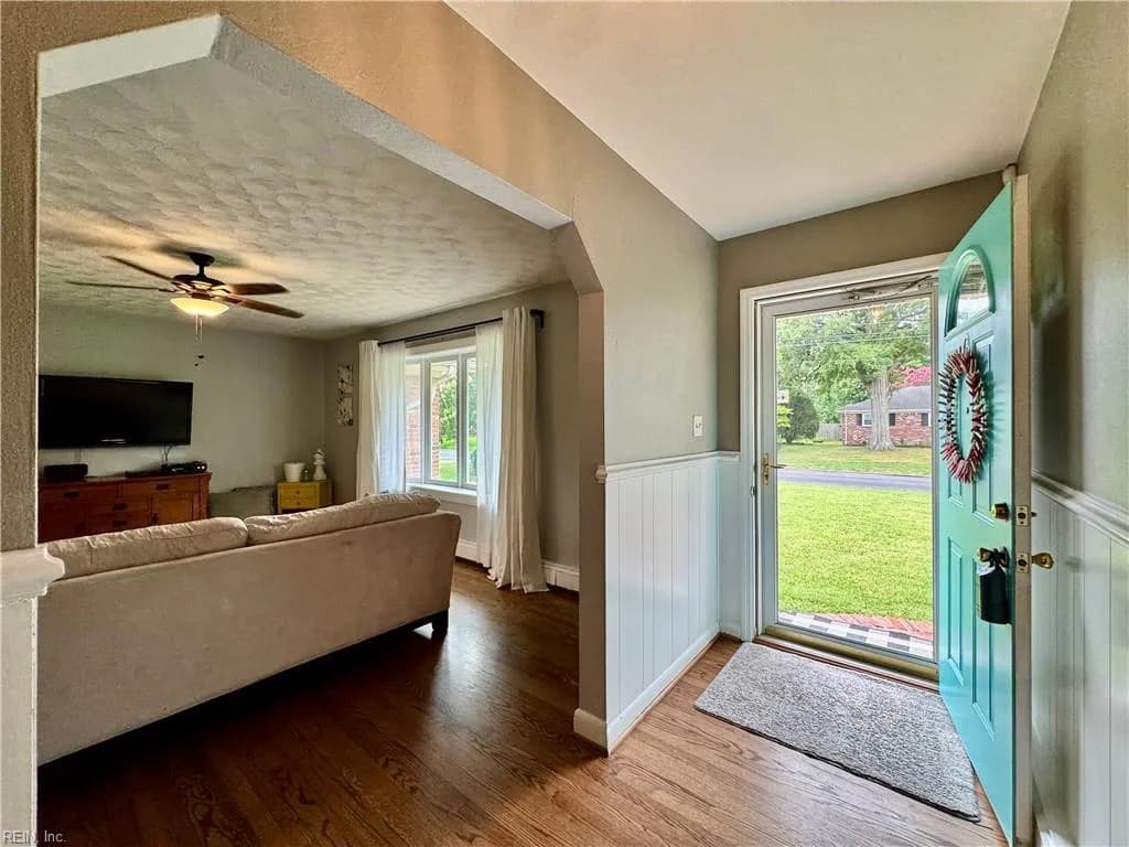 4652 Miles Standish RD, VIRGINIA BEACH VA 23455 thumb 7