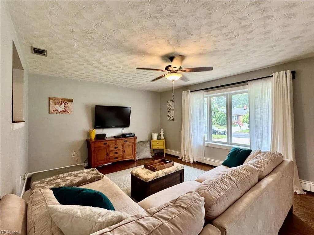 4652 Miles Standish RD, VIRGINIA BEACH VA 23455 thumb 9