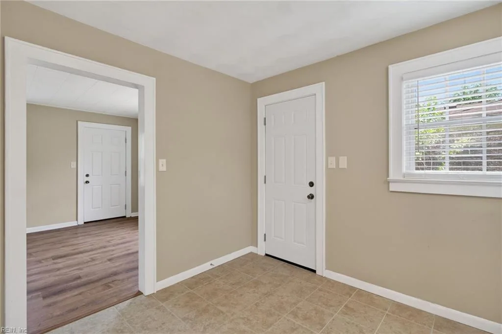 121 Lucas AVE, NORFOLK VA 23502 thumb 11