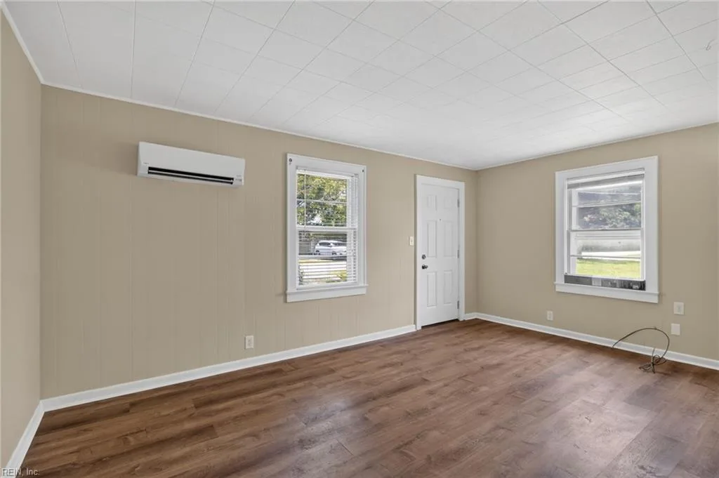 121 Lucas AVE, NORFOLK VA 23502 - Photo 5