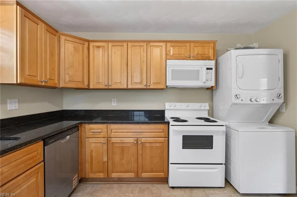 121 Lucas AVE, NORFOLK VA 23502 thumb 10