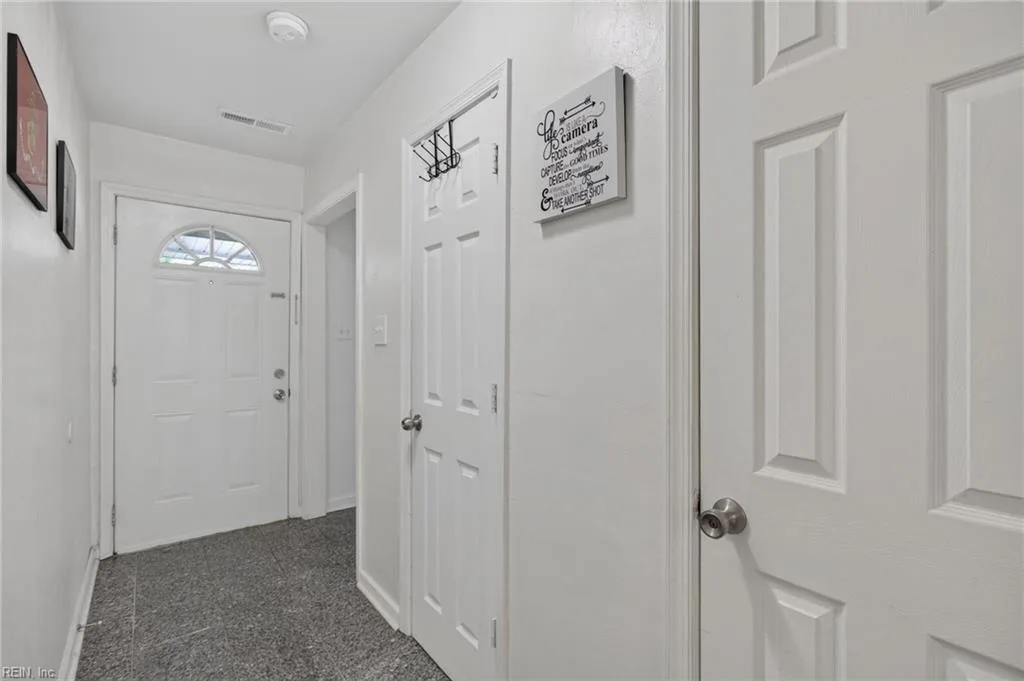 4017 Garwood AVE, PORTSMOUTH VA 23701 - Photo 5