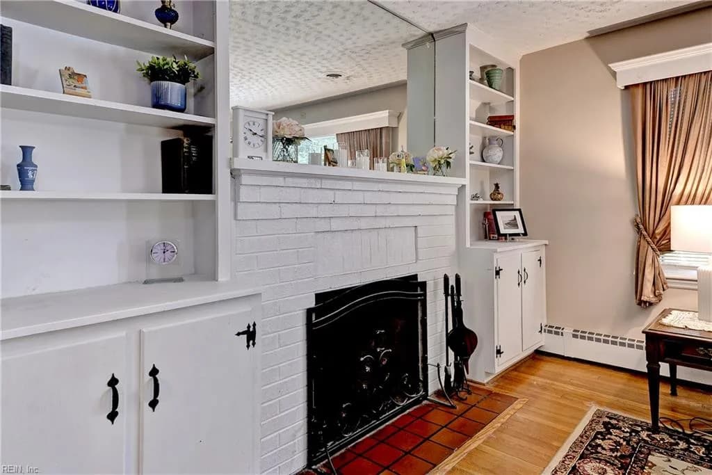 268 James River DR, NEWPORT NEWS VA 23601 - Photo 5