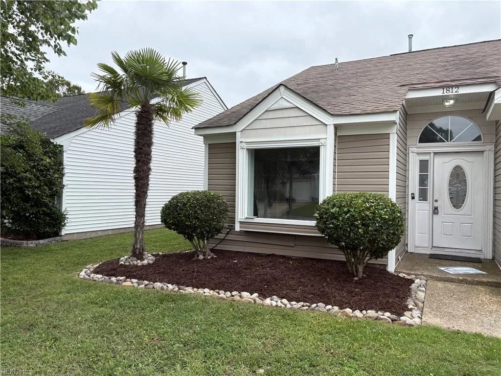 1812 Bernstein DR, VIRGINIA BEACH VA 23454 - Main photo