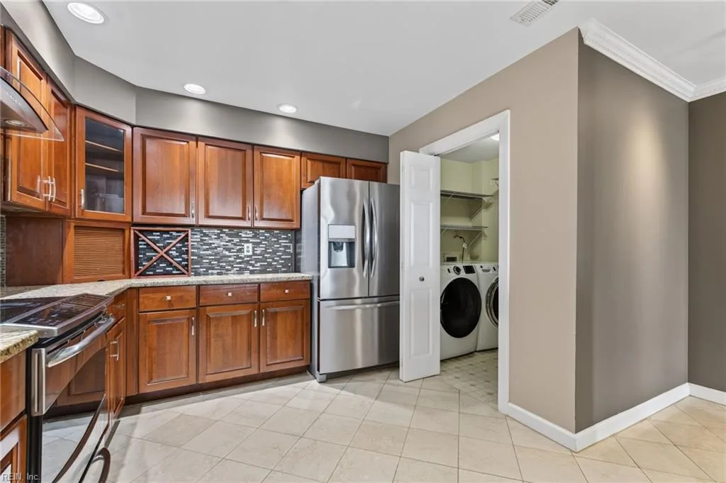 475 Water ST #802, PORTSMOUTH VA 23704 - Photo 5