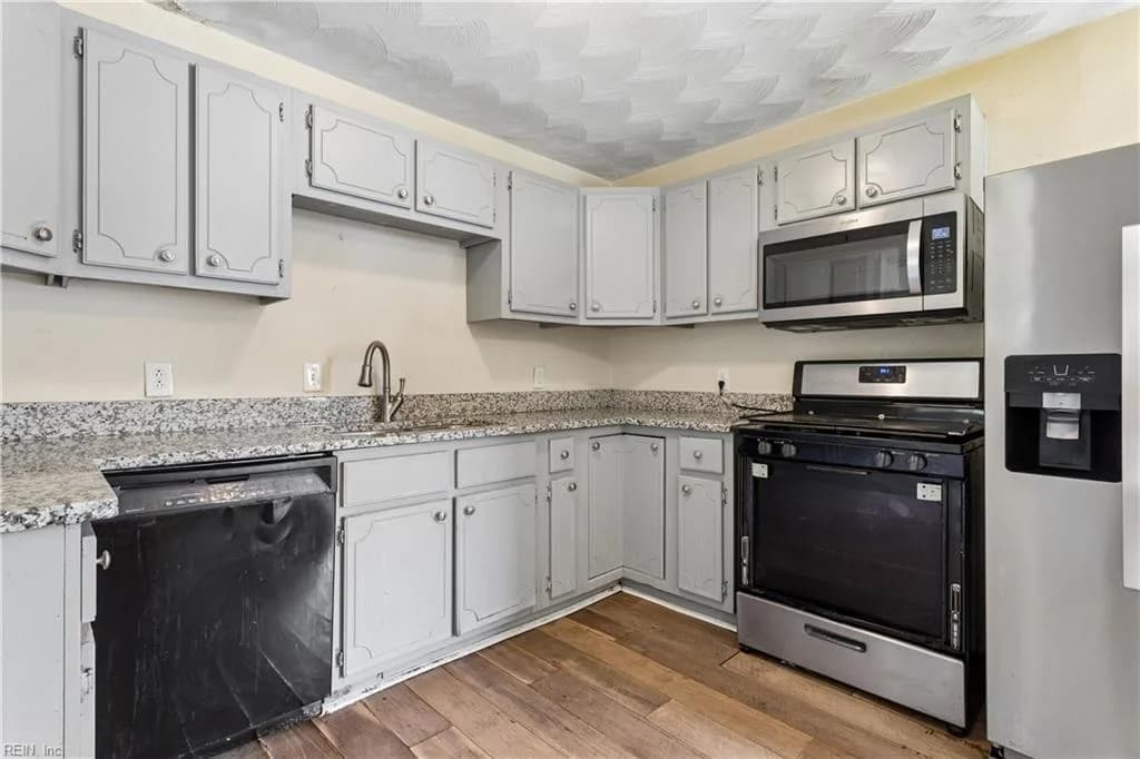 2916 Berkley AVE, CHESAPEAKE VA 23325 thumb 7