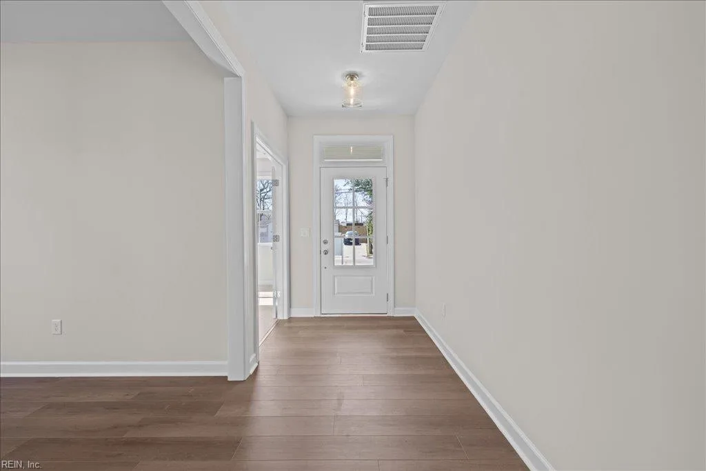 1840 Karen LN, VIRGINIABEACH VA 23454 - Photo 3