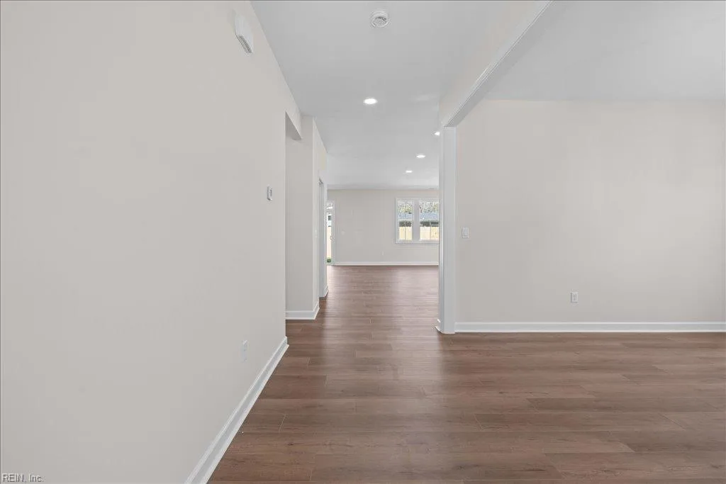 1840 Karen LN, VIRGINIABEACH VA 23454 - Photo 4