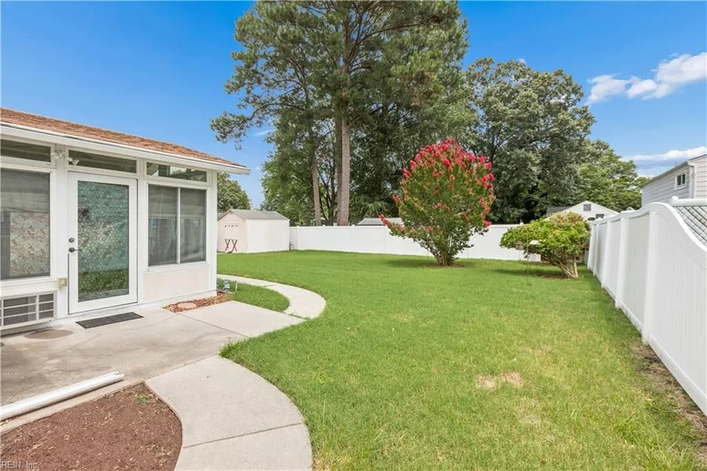 702 Essex Park DR, HAMPTON VA 23669 thumb 6