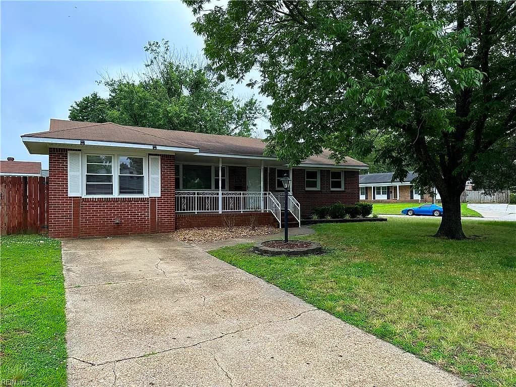 940 Redwood CIR, VIRGINIA BEACH VA 23464 - Main photo