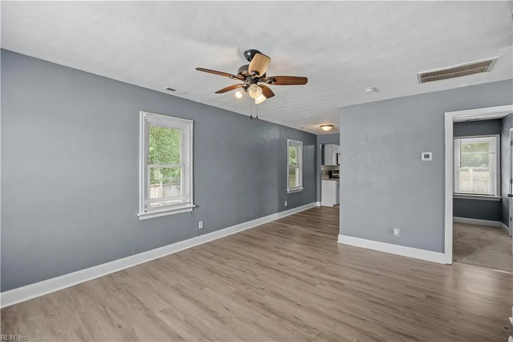 2321 Columbus AVE, PORTSMOUTH VA 23704 - Photo 3
