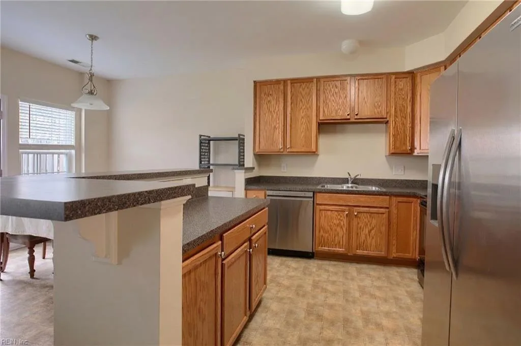 120 Kelly ST, YORKTOWN VA 23690 - Photo 5