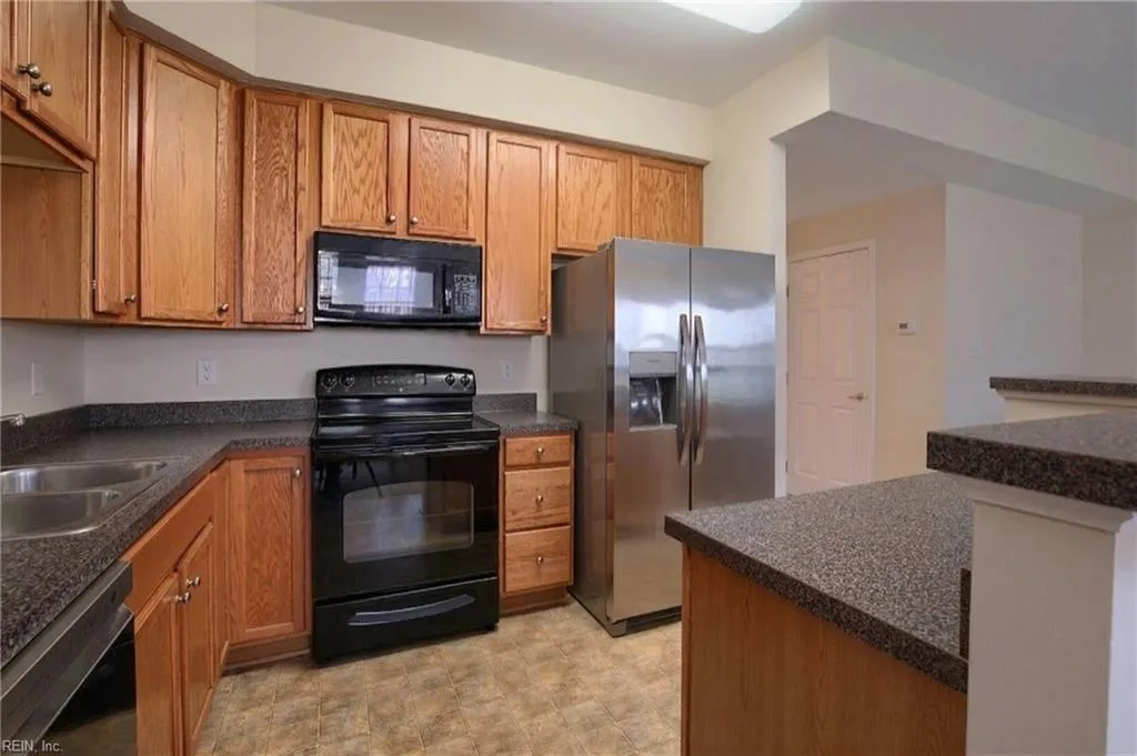 120 Kelly ST, YORKTOWN VA 23690 thumb 6