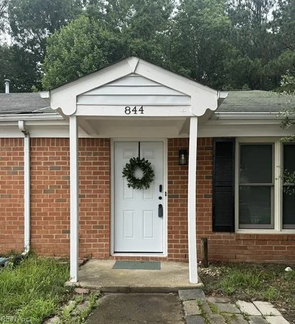 844 Wickford DR, CHESAPEAKE VA 23320 - Main photo