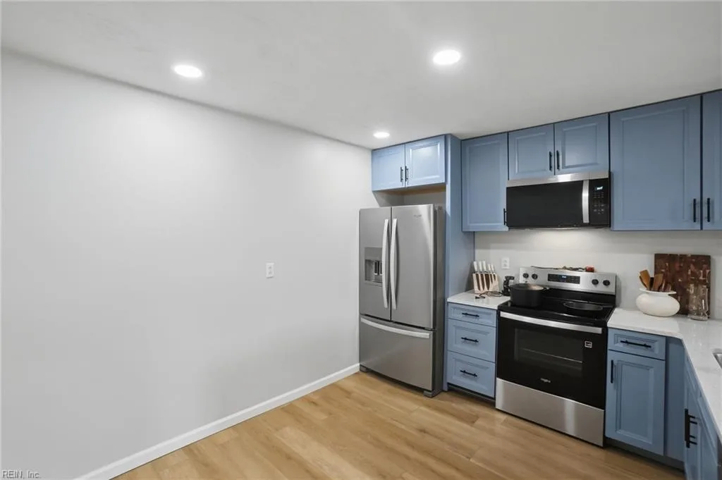 844 Wickford DR, CHESAPEAKE VA 23320 thumb 11