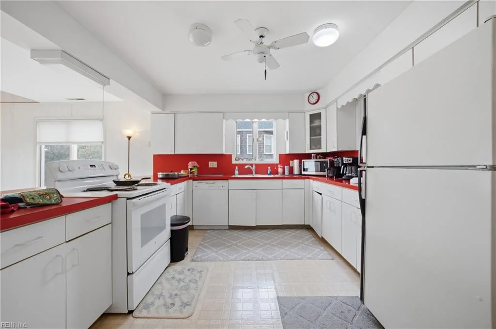 842 West Ocean View (A-B) AVE, NORFOLK VA 23503 thumb 11