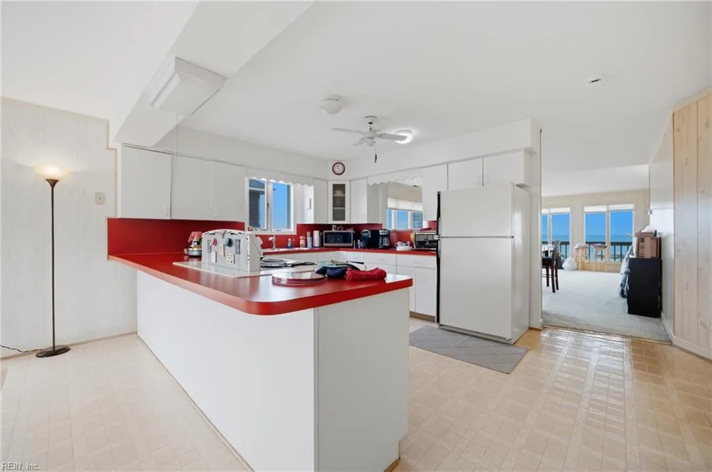 842 West Ocean View (A-B) AVE, NORFOLK VA 23503 thumb 10