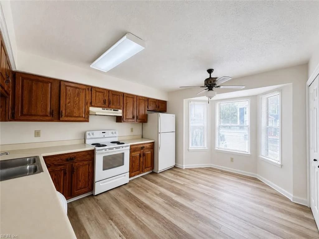 1111 Palmerton DR, NEWPORTNEWS VA 23602 thumb 12