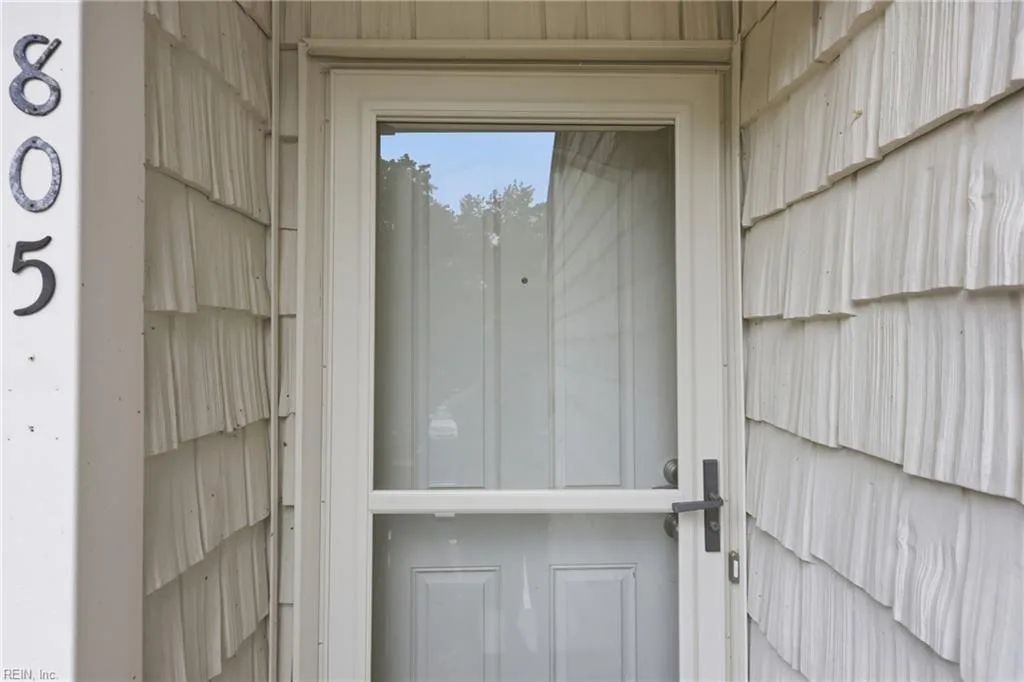 805 Virginia CT, VIRGINIA BEACH VA 23451 - Photo 5