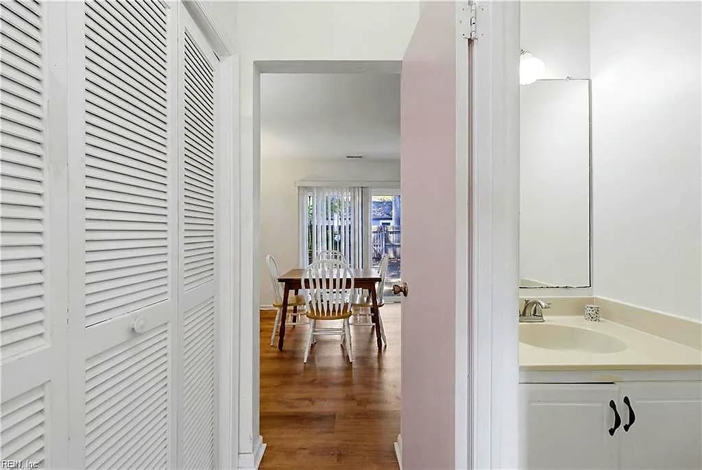 5248 Richard RD, VIRGINIA BEACH VA 23462 - Photo 3