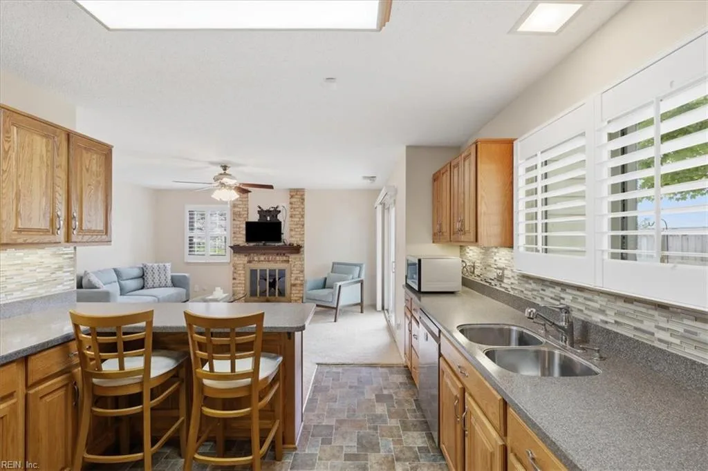 5204 Shorebreeze CT, VIRGINIABEACH VA 23464 thumb 8