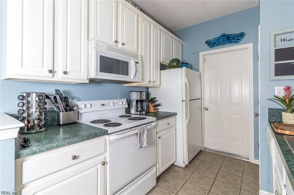 612 Barberton DR, VIRGINIA BEACH VA 23451 thumb 9