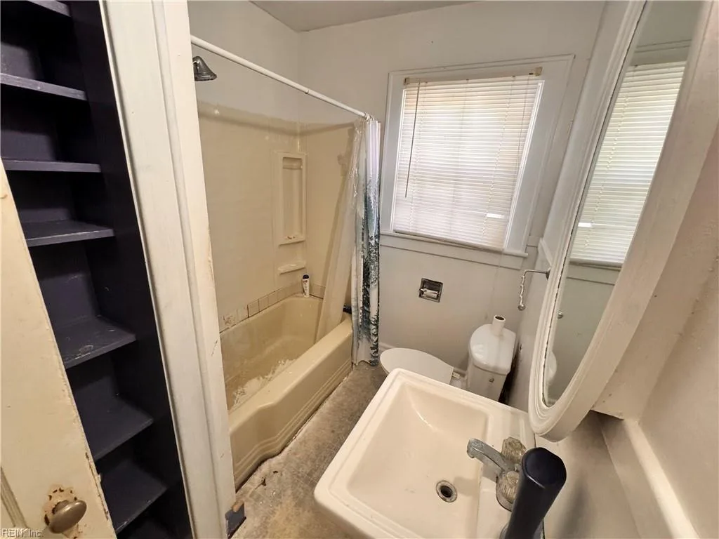 124 Chichester AVE, HAMPTON VA 23669 thumb 12