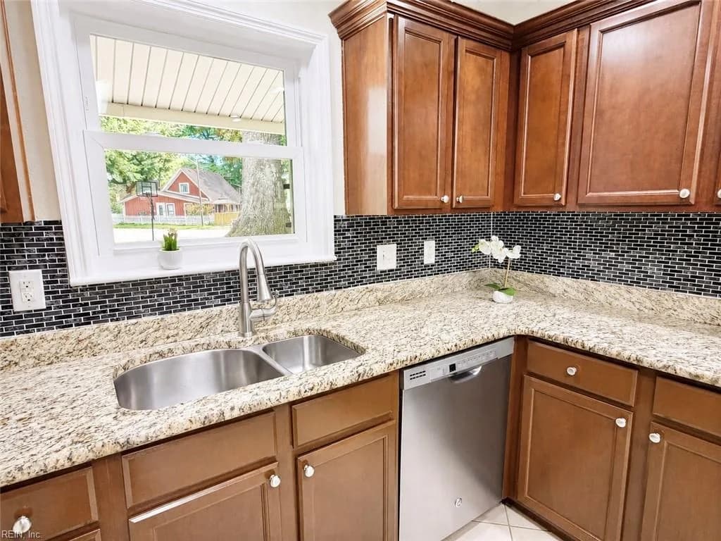 4028 Foxwood DR, VIRGINIA BEACH VA 23462 thumb 6