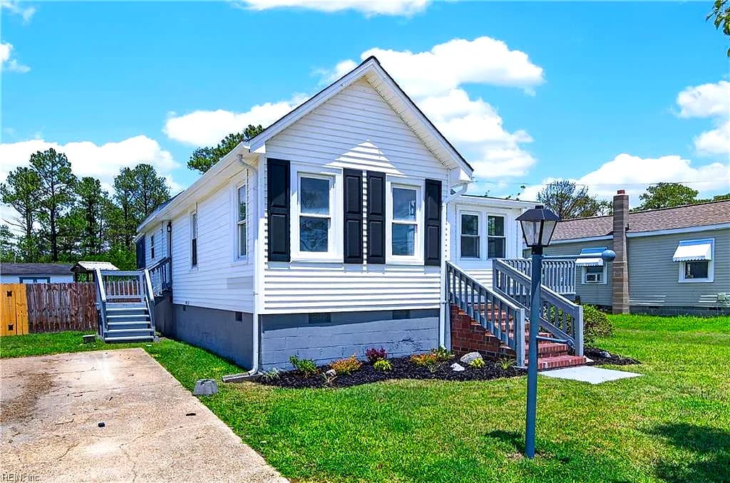 45 Messick RD, POQUOSON VA 23662 - Photo 4