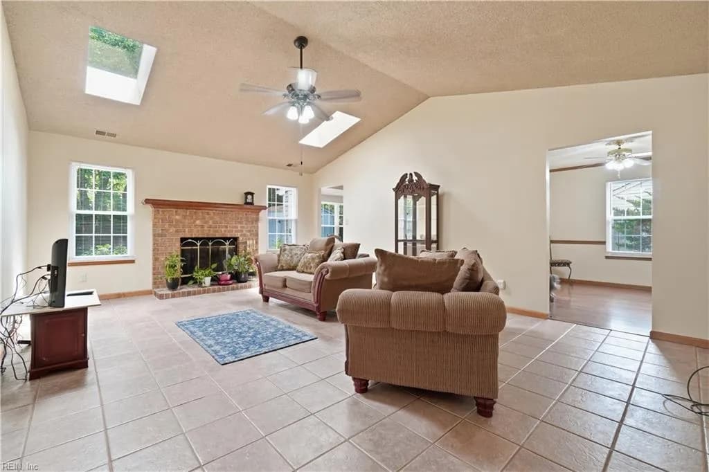 1120 Debussy CT, VIRGINIA BEACH VA 23454 - Photo 5