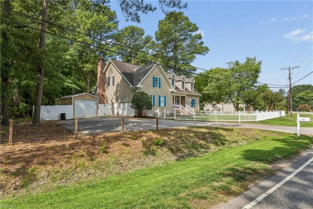2616 Seaford RD, SEAFORD VA 23696 - Photo 4