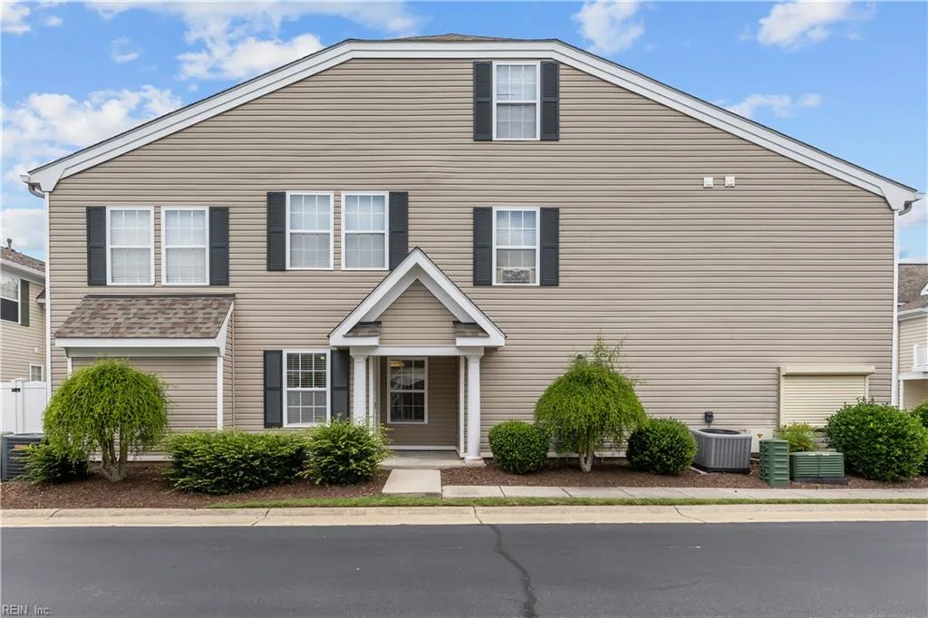 3916 Sutter ST, VIRGINIA BEACH VA 23462 - Photo 4