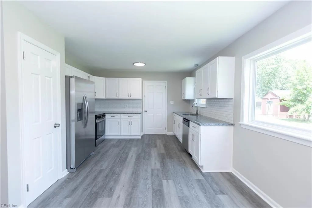 724 Lucas Creek RD, NEWPORT NEWS VA 23602 thumb 11