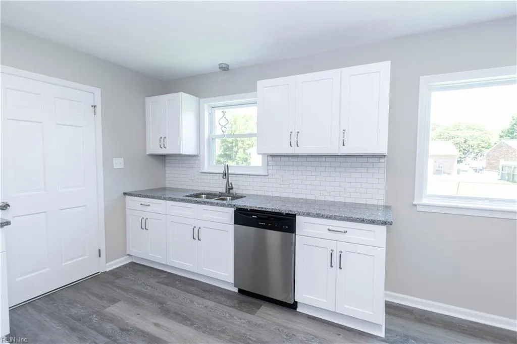 724 Lucas Creek RD, NEWPORT NEWS VA 23602 thumb 12