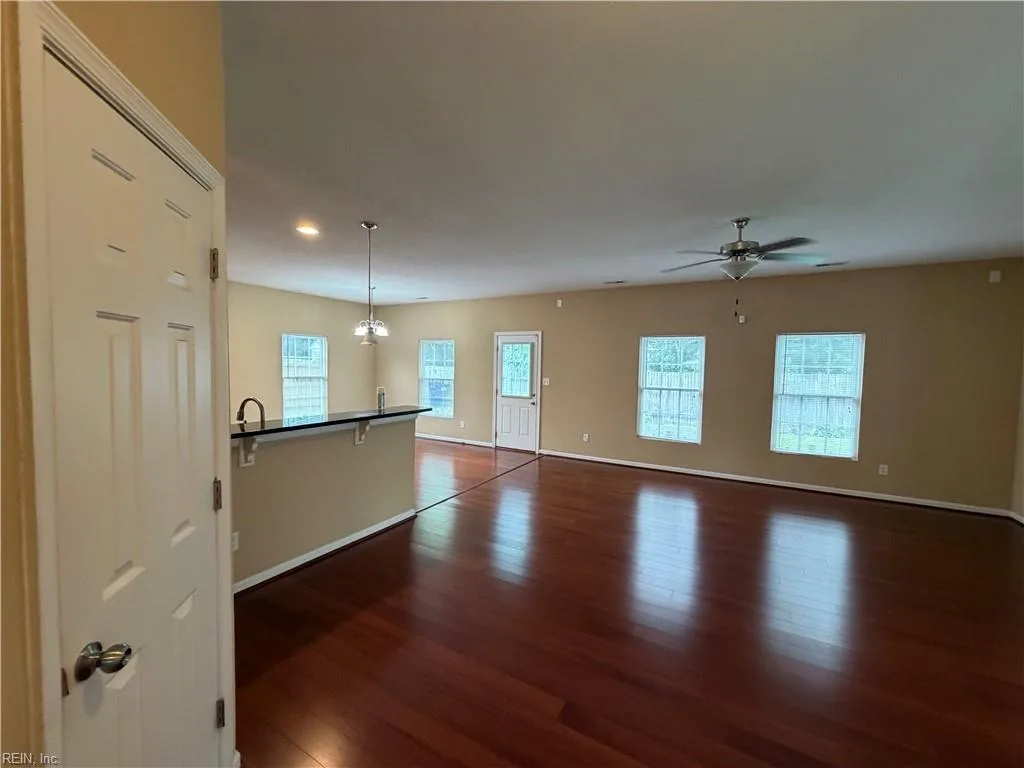 2960 Verdun AVE, NORFOLK VA 23509 - Photo 4