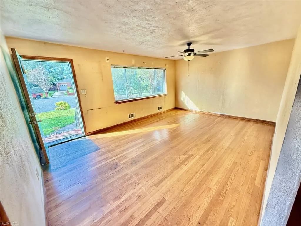 704 Sullivan CIR, VIRGINIA BEACH VA 23455 thumb 6