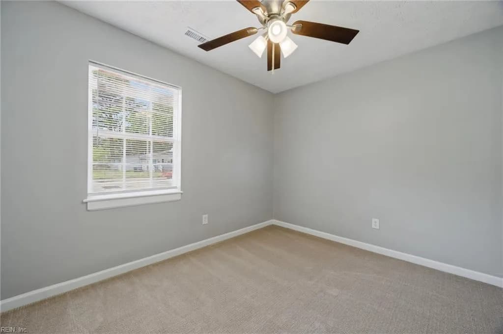 728 Center AVE, NEWPORT NEWS VA 23605 thumb 12