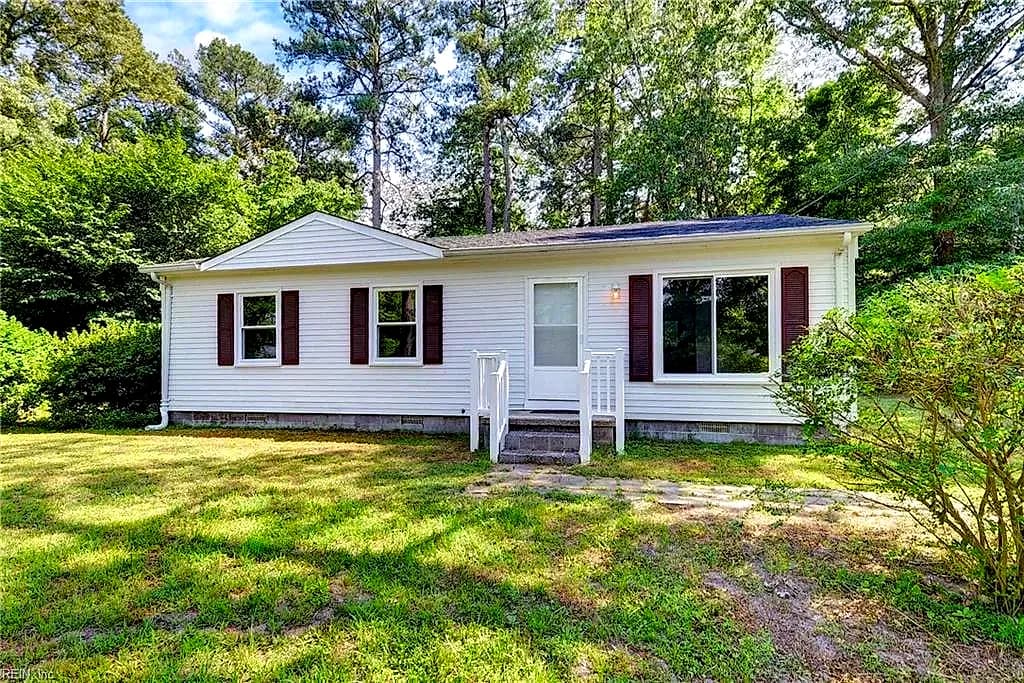 119 Williamson DR, WILLIAMSBURG VA 23188 - Photo 2