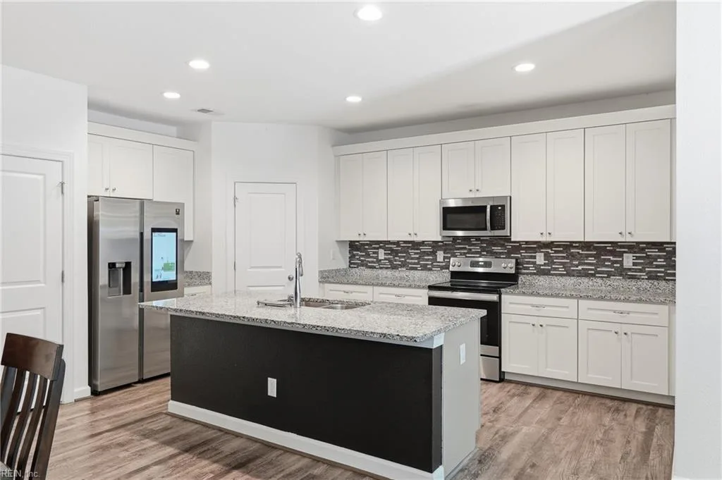 2506 Fieldsway DR, CHESAPEAKE VA 23320 thumb 7