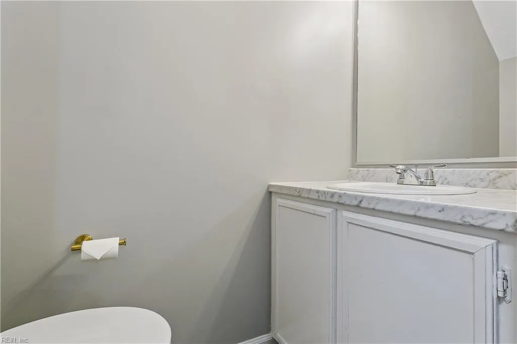 359 Deputy LN #F, NEWPORTNEWS VA 23608 thumb 8
