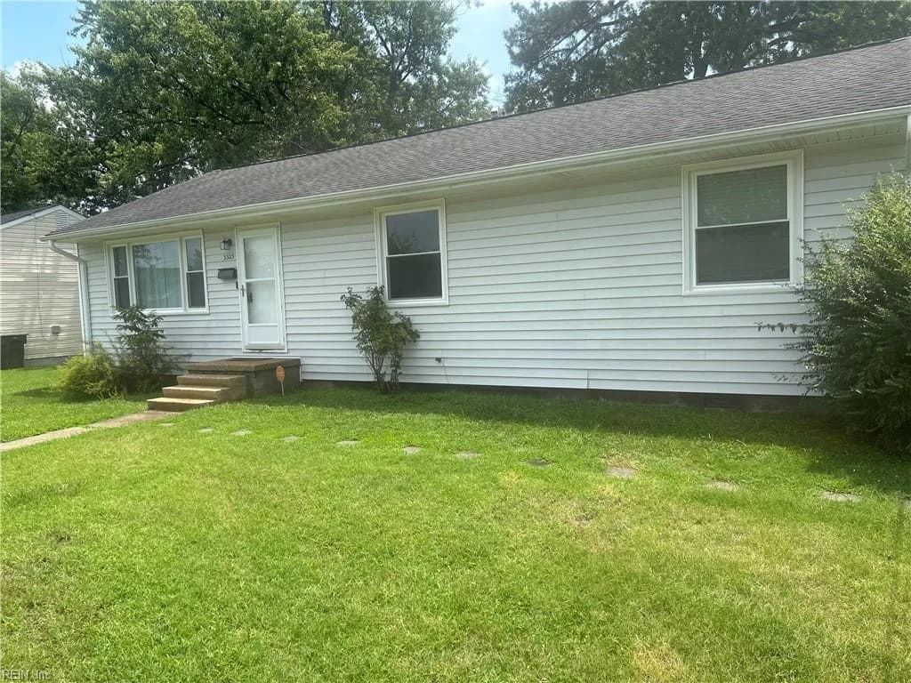 3323 Candlewood DR, HAMPTON VA 23666 - Photo 2