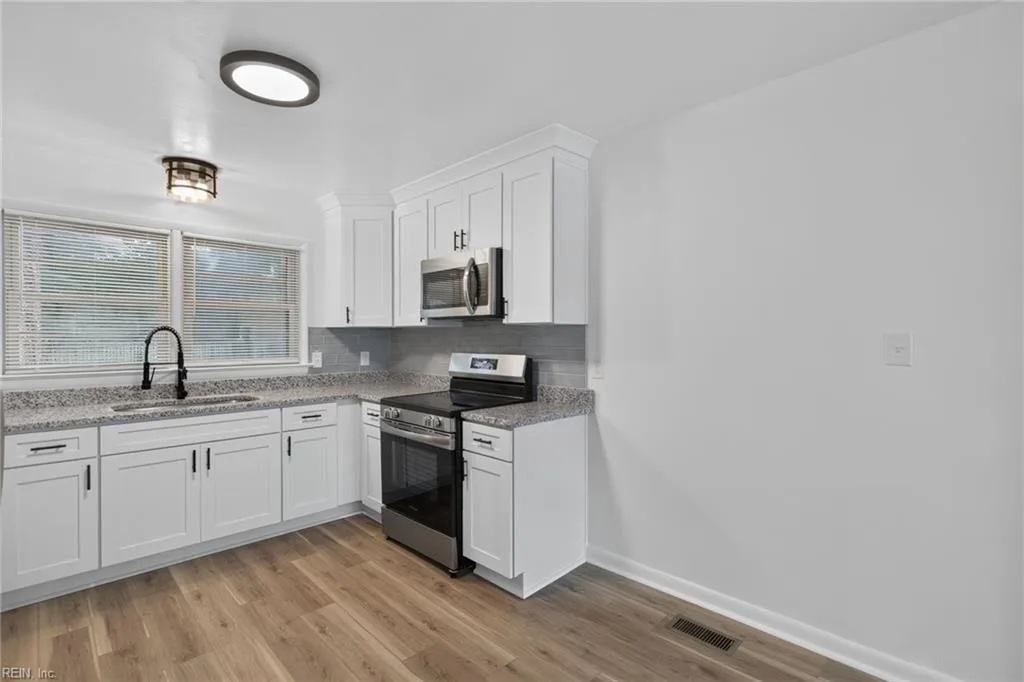 23 Colony RD, NEWPORTNEWS VA 23602 thumb 11