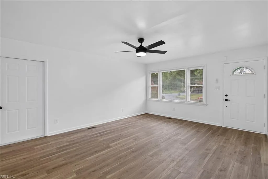 23 Colony RD, NEWPORTNEWS VA 23602 thumb 8