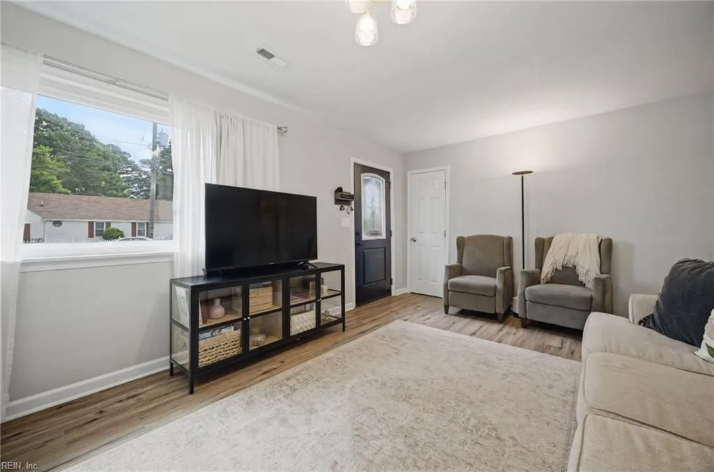 6409 Edward ST, NORFOLK VA 23513 thumb 9
