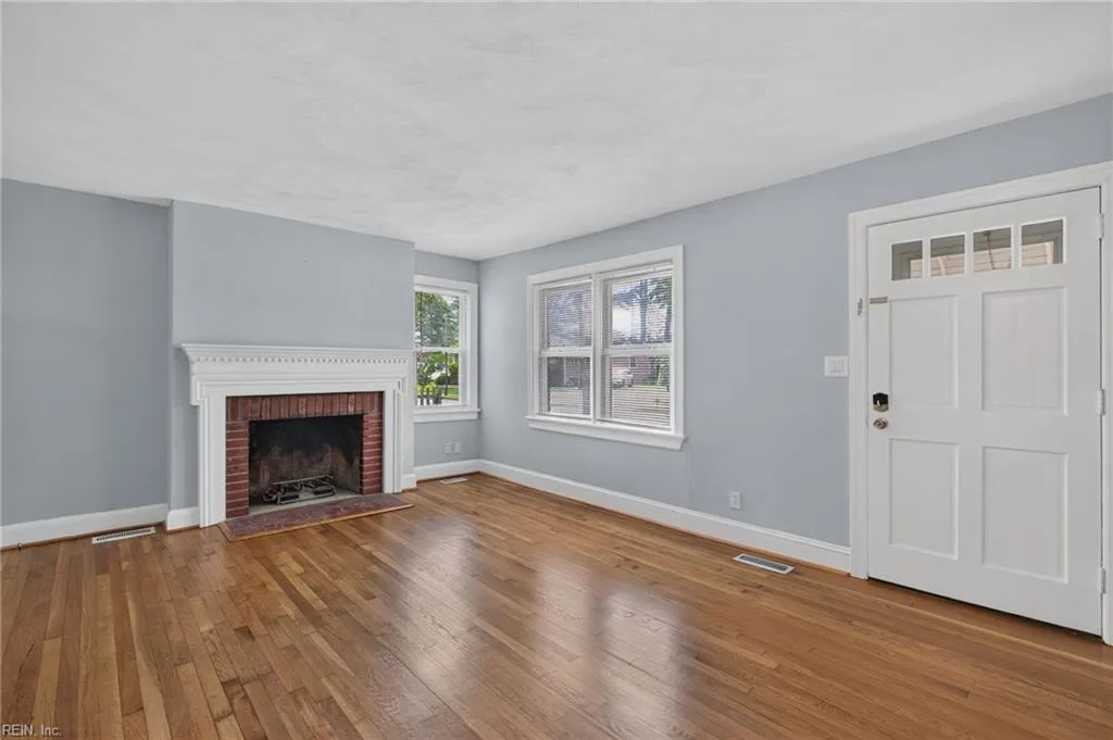 8560 Culfor CRES, NORFOLK VA 23503 thumb 7