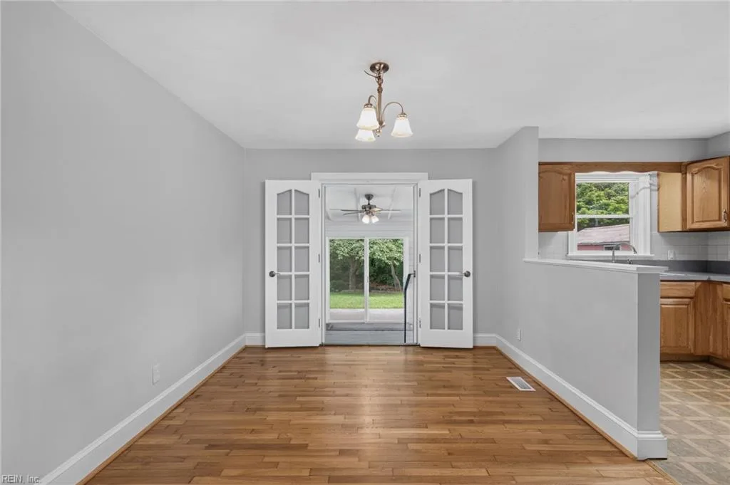 8560 Culfor CRES, NORFOLK VA 23503 thumb 9
