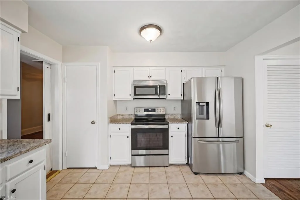 1917 Fayson CT, VIRGINIABEACH VA 23464 thumb 12