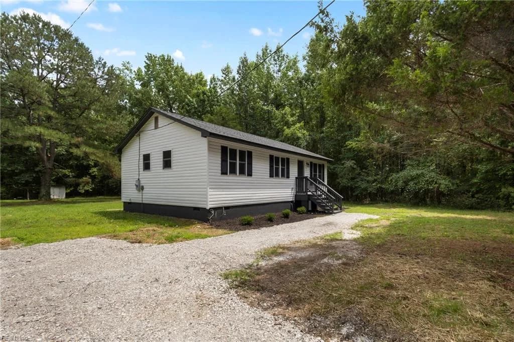 2239 Stratton Major RD, SHACKLEFORDS VA 23156 - Photo 3