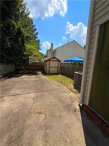 709 Montrose CT, CHESAPEAKE VA 23320 thumb 6